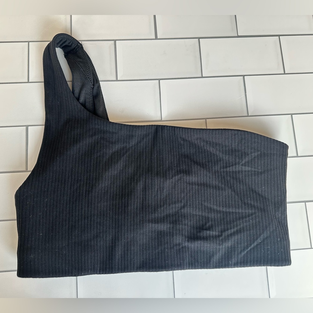 Lululemon align asymmetrical one shoulder sports bra black size 4